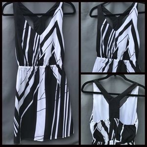 🖤 Love on a Hanger | Black & White Dress 🖤